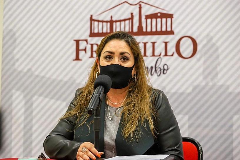  INVITAN A MUJERES MAYORES DE 40 AÑOS A REALIZARSE LA MASTOGRAFÍA