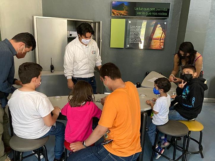 INVITAN ZIGZAG A FAMILIAS A DISFRUTRA ENTRADA GRATUITA 