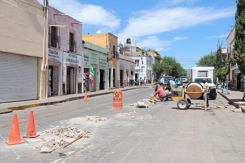 AVANZA PROGRAMA INTENSIVO DE BACHEO EN JEREZ