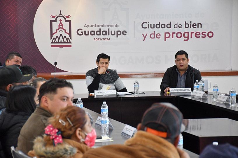 ENCABEZA ALCALDE DE GUADALUPE REUNIÓN CON DELEGADOS MUNICIPALES 