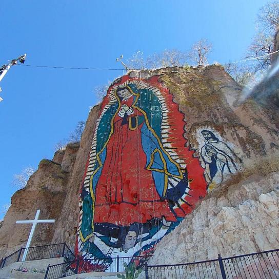 ‘LA MORENITA’, UN SÍMBOLO DE FE EN LO ALTO DE JALPA