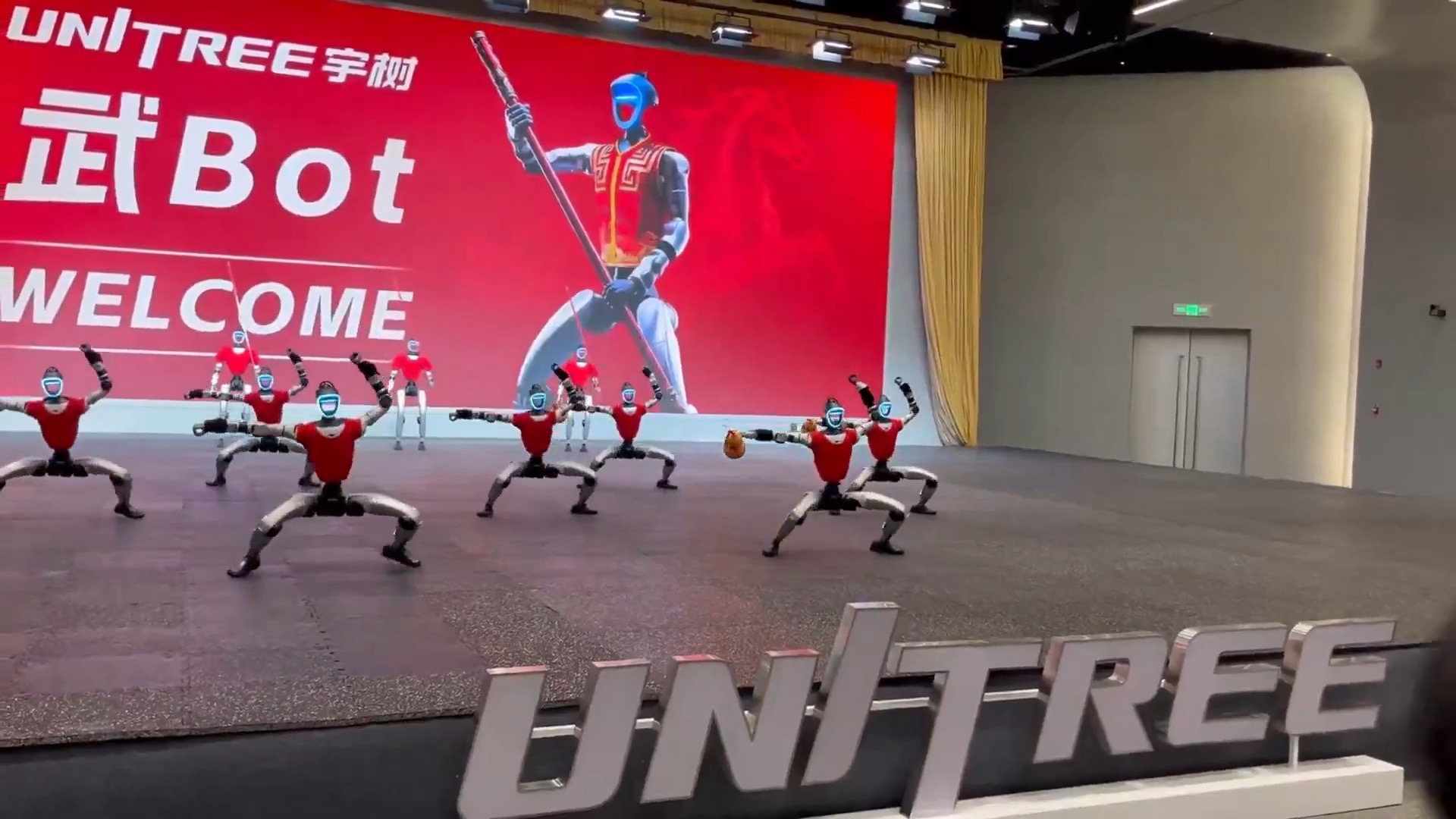 IMPRESIONAN ROBOT HUMANOIDES DE UNITREE EN DEMOSTRACIÓN TECNOLÓGICA