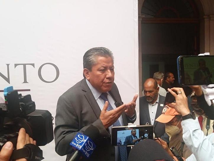 LA SALUD NO SE TIENE QUE POLITIZAR: DAVID MONREAL