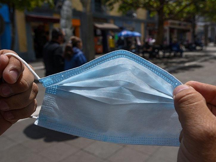 LE DICE ADIÓS AL CUBREBOCAS EN MÁS LUGARES CERRADOS DE NUEVO LEÓN