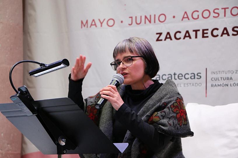 LEE FRANCESCA GUILLÉN A LA POETA DOLORES CASTRO; FUE PARA MÍ UNA REVELACIÓN 