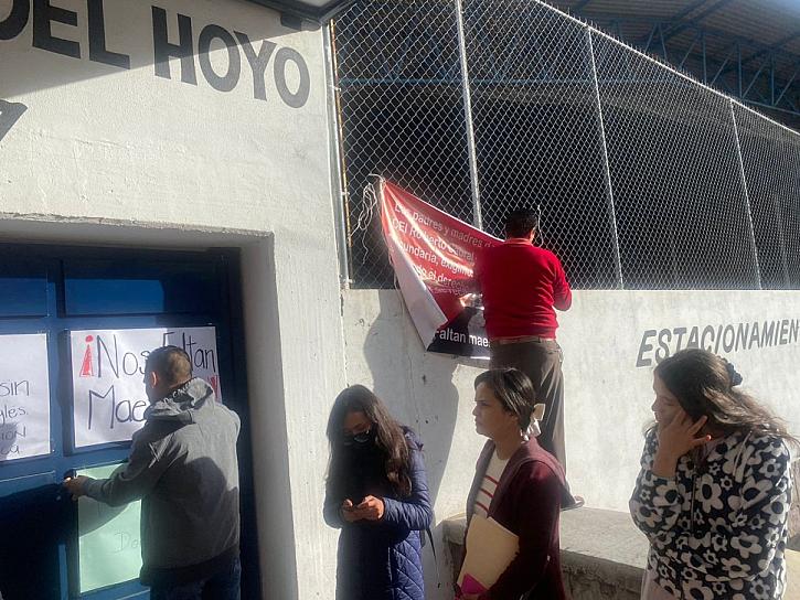 LEVANTAN PARO EN LA SECUNDARIA ROBERTO CABRAL DEL HOYO