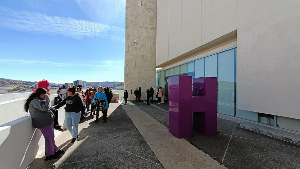 Liberan Edificio H tras negociación con el SNE