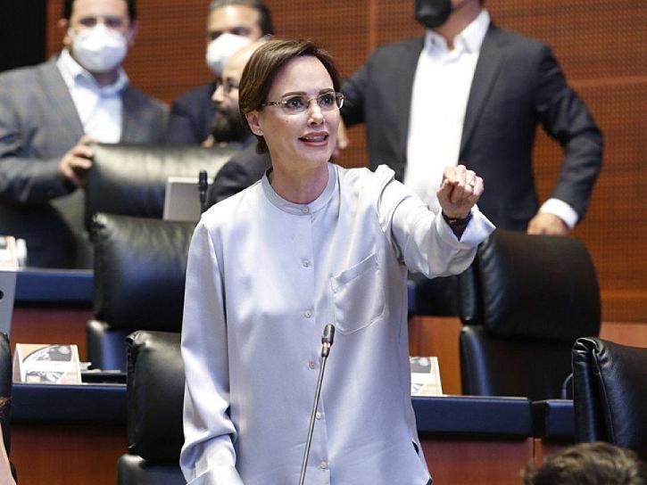 LILLY TÉLLEZ INICIA GIRA POR EL PAÍS RUMBO A 2024