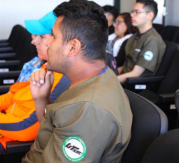LISTOS, ESTUDIANTES DE LA UTZAC PARA REALIZAR ESTADÍAS EMPRESARIALES 