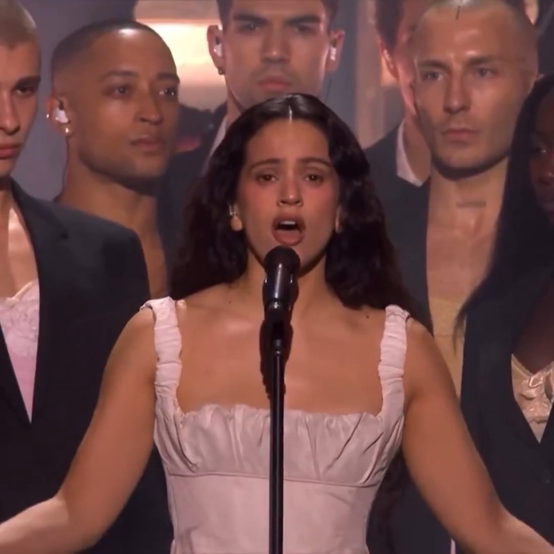 ENCIENDEN ROSALÍA Y BJÖRK LOS BRIT AWARDS 2026