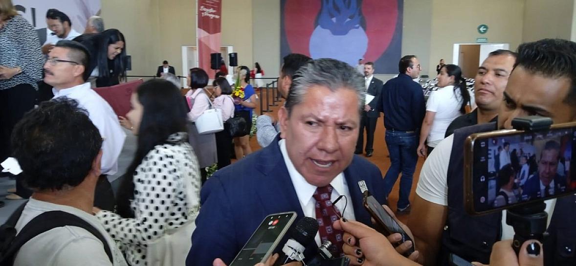 LLAMA DMA A DENUNCIAR ACTOS NEGATIVOS DE FUNCIONARIOS PÚBLICOS