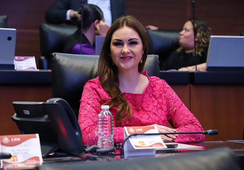 LLAMA GEOVANNA BAÑUELOS A RESTRINGIR LA VENTA DE PRODUCTOS CHATARRA EN LAS ESCUELAS