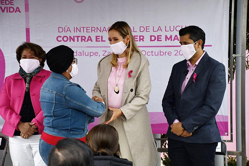 LLAMA JULIO CÉSAR CHÁVEZ A FORTALECER PREVENCIÓN EN LA LUCHA CONTRA EL CÁNCER DE MAMA