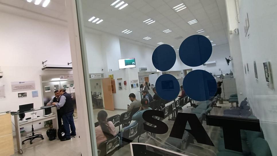 Llama SAT a entes públicos a regularizar su situación fiscal 