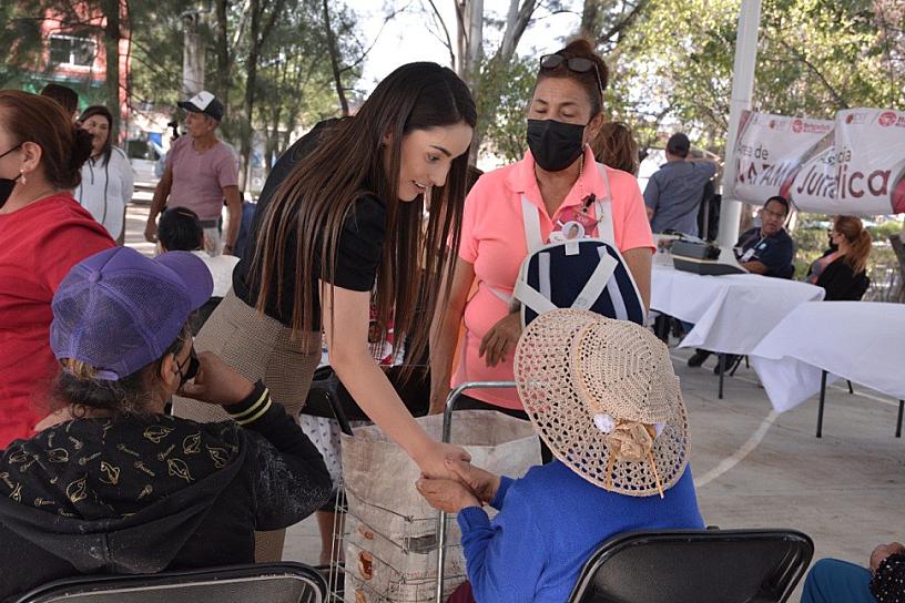 LLEGA BRIGADA DIF A COLONIA LAS PALMAS EN JEREZ 