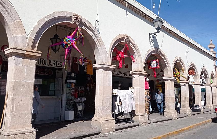 LLEGA EL ESPÍRITU NAVIDEÑO AL MERCADO DE JEREZ