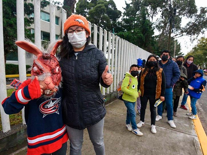 LLEVA 7 SEMANAS A LA BAJA EL COVID-19 EN MÉXICO 