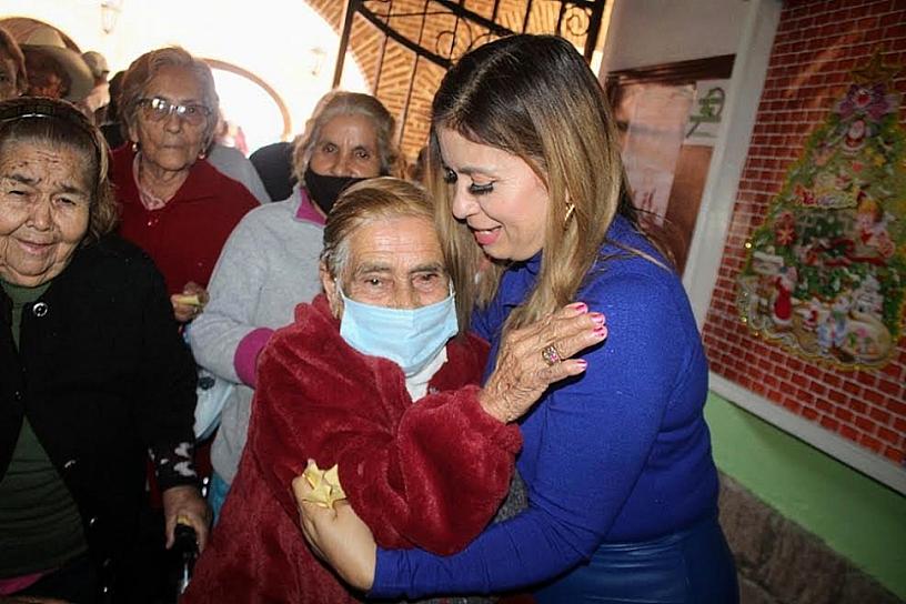 LLEVA A CABO DIF LUIS MOYA CONVIVENCIA NAVIDEÑA