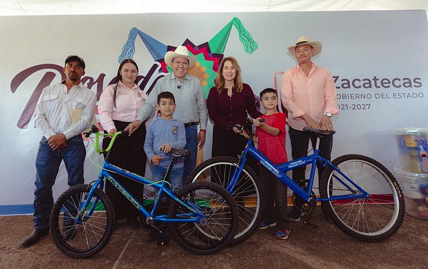 LLEVA DAVID MONREAL LAS POSADAS POR LA PAZ A ATOLINGA