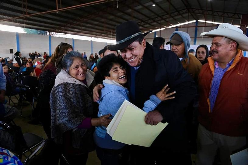 LLEVA DAVID MONREAL LLEVA APOYOS ALIMENTARIOS A RÍO GRANDE 