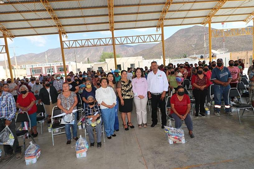 LLEVA DIF ESTATAL APOYOS A FAMILIAS DE MELCHOR OCAMPO   