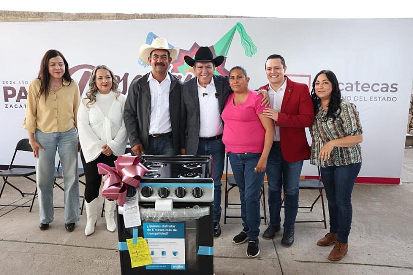 LLEVA GOBERNADOR POSADA POR LA PAZ A TEPETONGO 