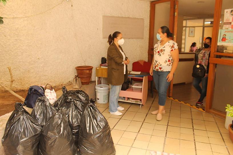 LLEVA MAR IBARGÜENGOYTIA DULCES A CASA CUNA
