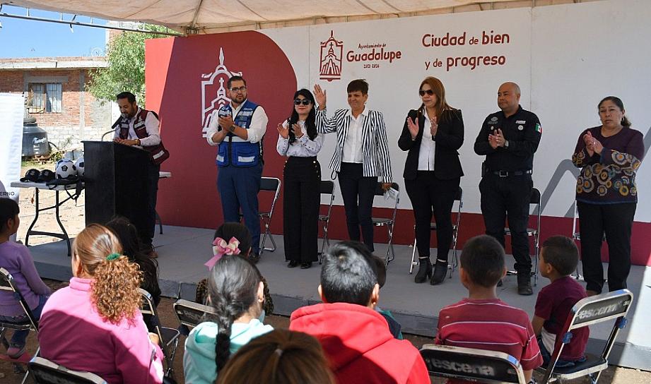 LLEVAN ACTIVIDADES LÚDICAS Y RECREATIVAS A NIÑOS GUADALUPENSES