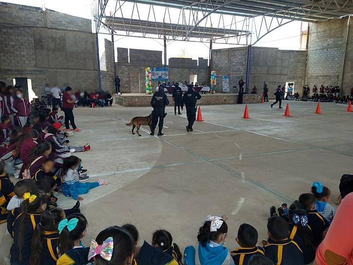 LLEVAN CARAVANA DE LA PREVENCIÓN A CAÑITAS