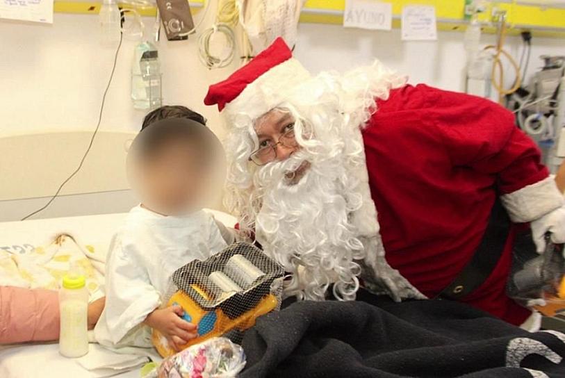 LLEVAN CARAVANA NAVIDEÑA AL HOSPITAL GENERAL FRESNILLO 