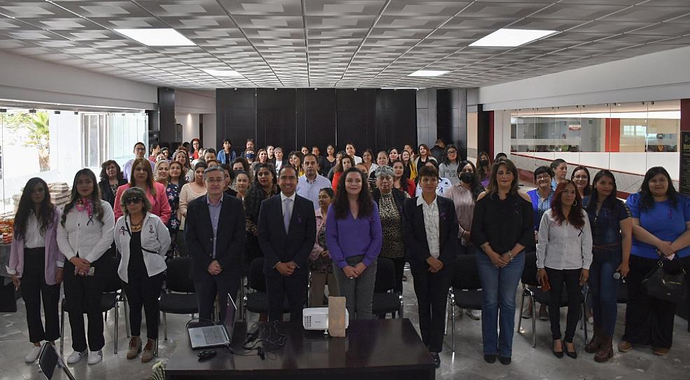 LLEVAN CONFERENCIA ‘LA VIRTUD DE SER MUJER’ A FUNCIONARIAS GUADALUPENSES