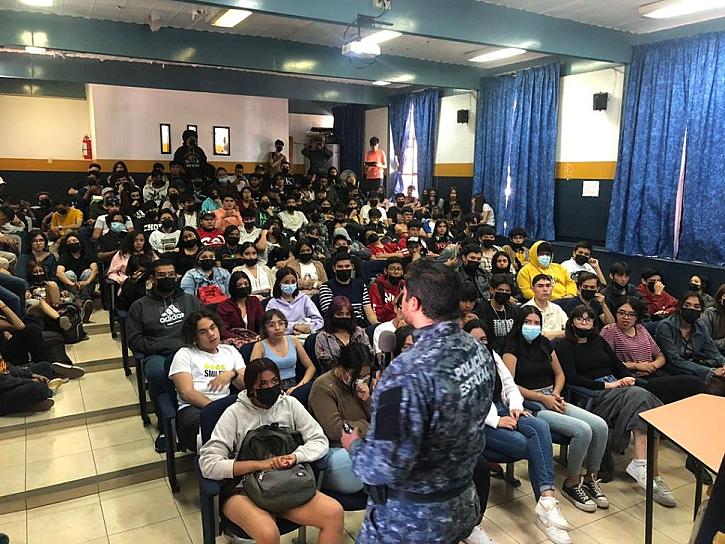 LLEVAN CURSOS DE PREVENCIÓN DEL DELITO A PREPAS DE LA UAZ
