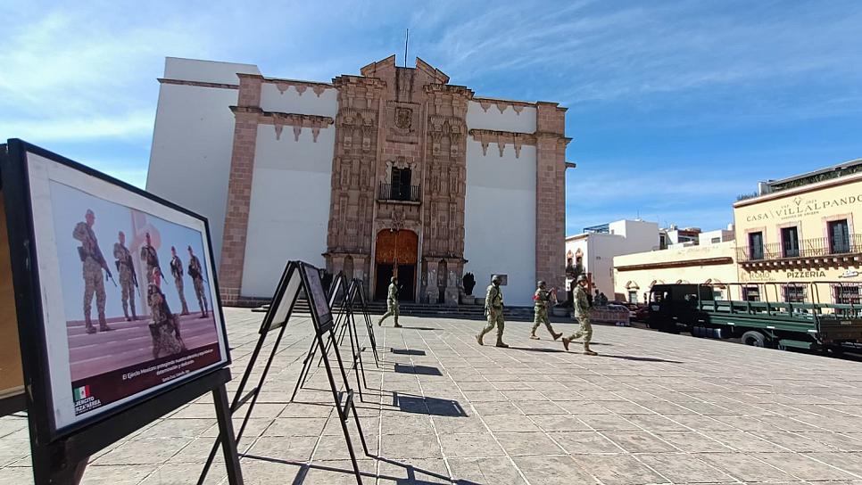Llevan exposición La Gran Fuerza de México al Congreso estatal