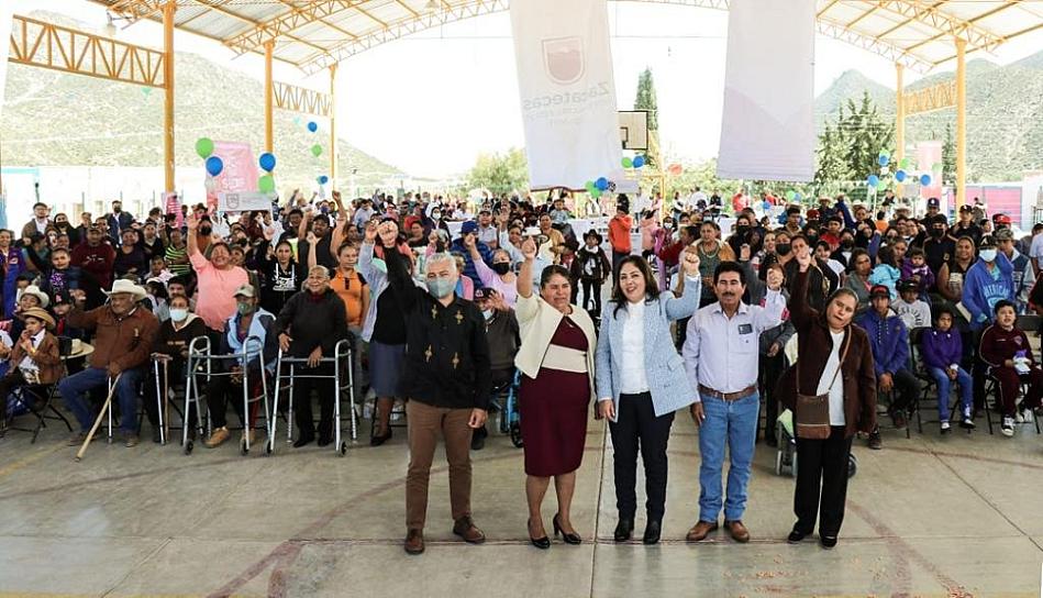 LLEVA SEDIF SERVICIOS A MELCHOR OCAMPO