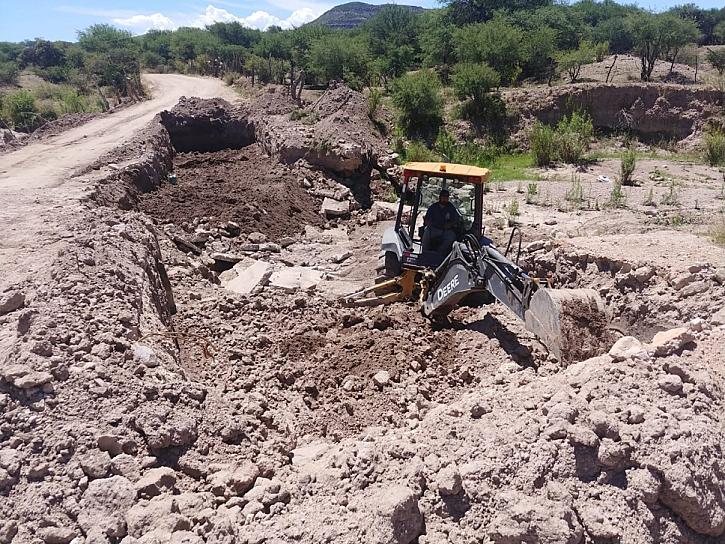LLUVIAS RETRASAN OBRAS EN CAMINO A EL TAMBOR; AUTORIDADES AFIRMAN QUE CONCLUIRÁN EL PROYECTO