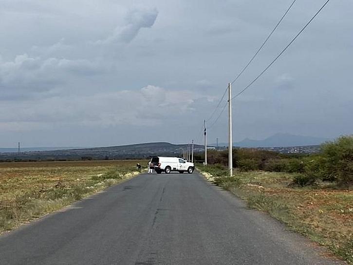 LOCALIZAN DOS CUERPOS EN CARRETERA A TACOALECHE
