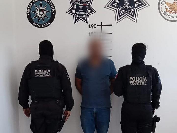 LO DETIENEN POR AGREDIR A SU PAREJA 