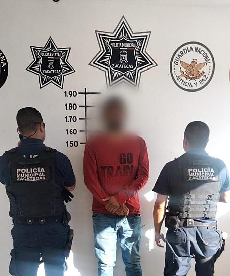 LO DETIENEN POR VIOLENTAR A SU MADRE