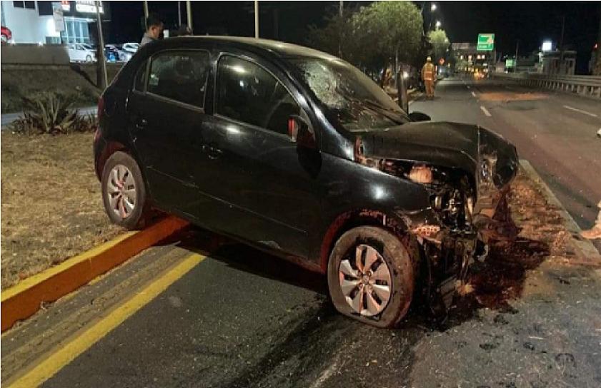 MADRUGADA DE CHOQUES EN ZONA METROPOLITANA 