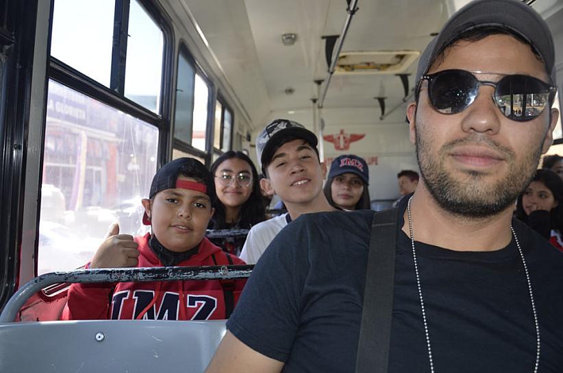 MAESTRO PROMUEVE LA HISTORIA CON SUS ALUMNOS