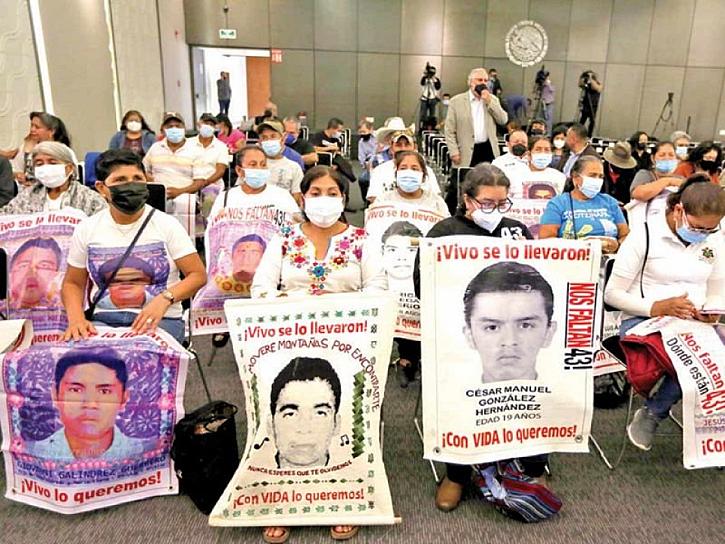 VIDEO EVIDENCIA MANIPULACIÓN EN CASO AYOTZINAPA; ESTUVO OCULTO SIETE AÑOS