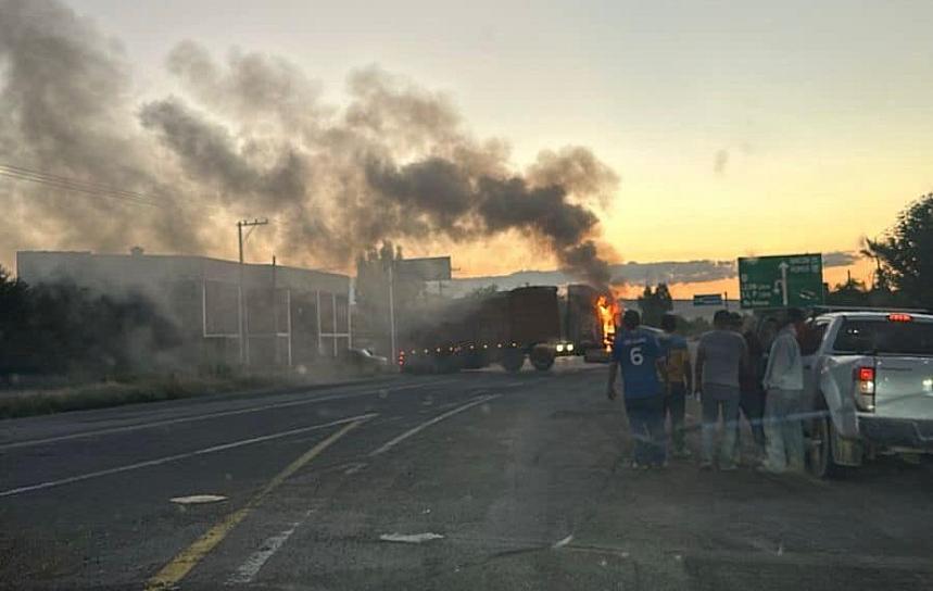 MANTENDRÁN OPERATIVO DE SEGURIDAD TRAS INCENDIOS EN CARRETERA FEDERAL 45