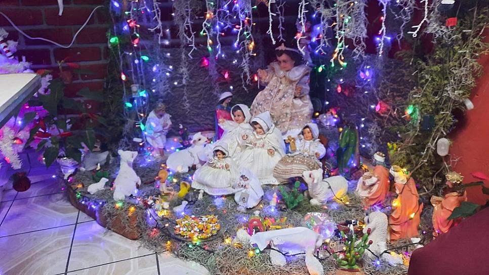 Mantiene la familia Coronado tradición de levantar al Niño Dios desde hace más de 50 años en Tacoaleche
