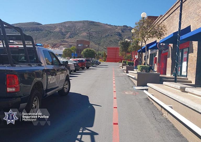 MANTIENE POLICÍA MUNICIPAL OPERATIVOS DE SEGURIDAD EN ZONAS COMERCIALES 