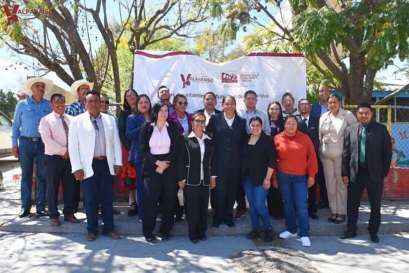 INICIA CONSTRUCCIÓN DE BARDA PERIMETRAL EN EL JARDÍN DE NIÑOS LUCAS ALEMÁN