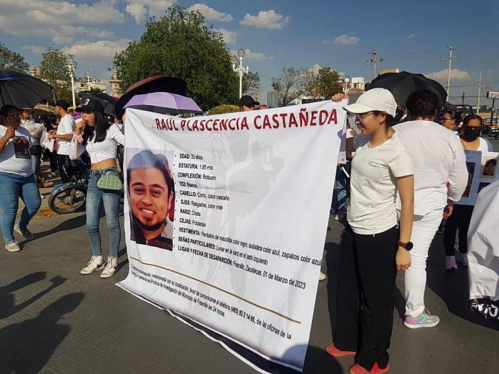 MARCHAN FAMILIARES DE DESAPARECIDOS EN FRESNILLO