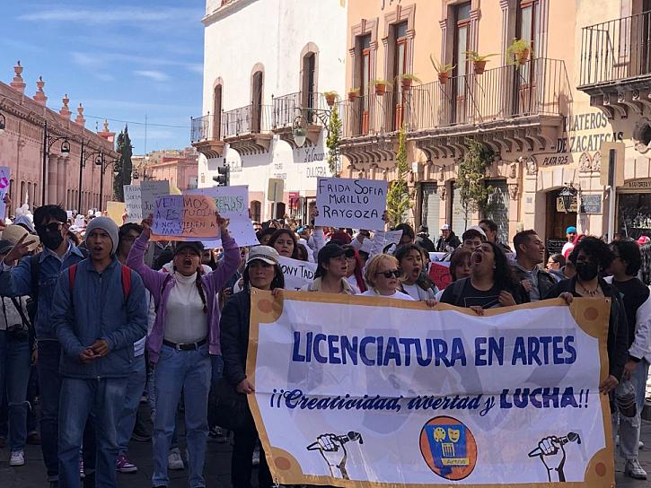 MARCHAN MILES DE UNIVERSITARIOS POR LA PAZ EN ZACATECAS