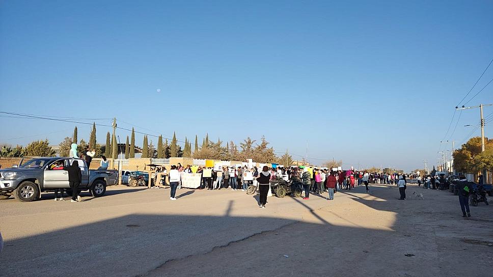 MARCHAN PARA EXIGIR BÚSQUEDA DE TEO EN CHAPARROSA, VILLA DE COS