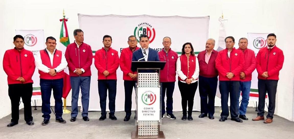MC SE QUITÓ LA MÁSCARA, ES LACAYO DE MORENA: PRI