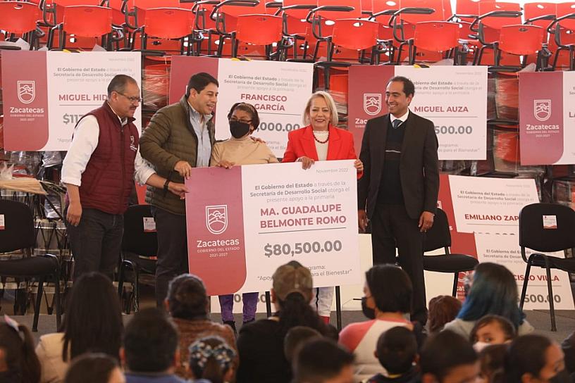 MEJORAN CONDICIONES EDUCATIVAS DE MÁS DE 35 MIL NIÑOS 